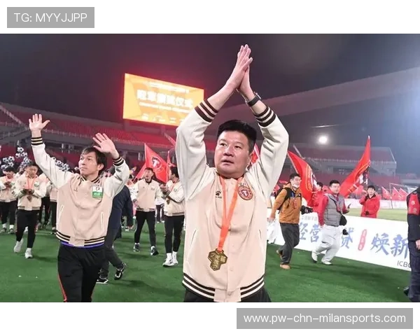 中超联赛边路战术提升新纪元:球队训练日益成熟引领未来 中超联赛边路战术提升新纪元:球队训练日益成熟引领未来