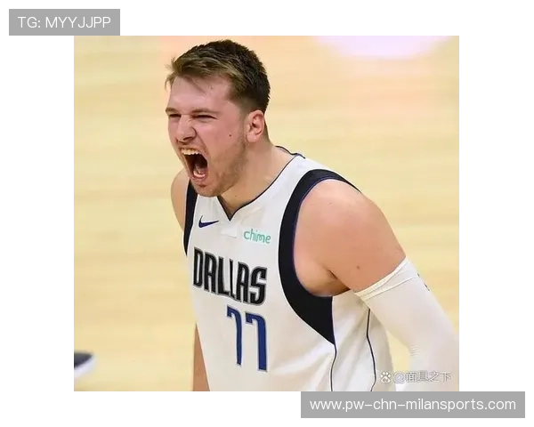 东契奇助攻大前锋命中中投，独行侠配合顺畅